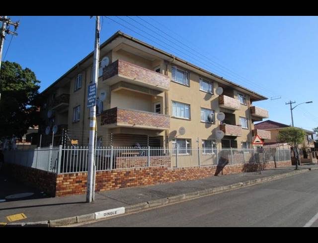 1 BEDROOM PROPERTY TO RENT IN GOODWOOD CENTRAL
